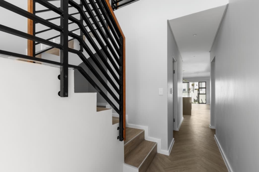 3 Bedroom Property for Sale in Sandown Western Cape